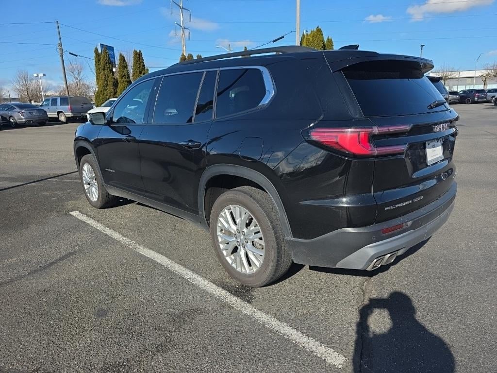 2024 GMC Acadia Elevation