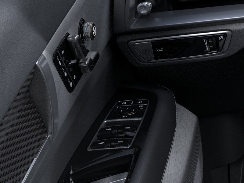 2027 Cadillac VISTIQ AWD 4dr Luxury