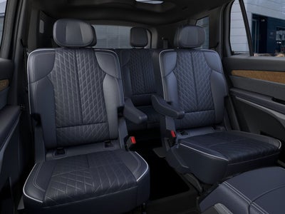 2026 Cadillac VISTIQ AWD 4dr Premium Luxury