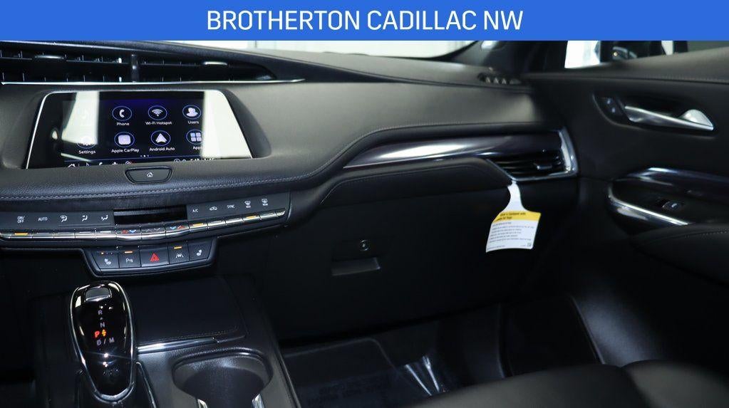 2023 Cadillac XT4 Luxury