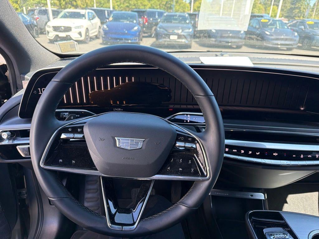 2024 Cadillac LYRIQ Tech