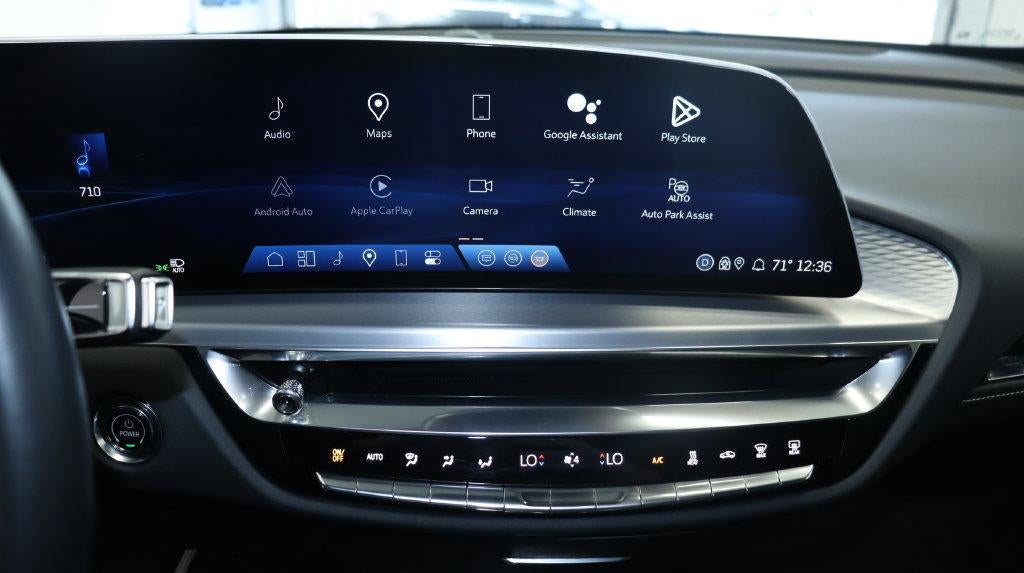 2024 Cadillac LYRIQ Luxury