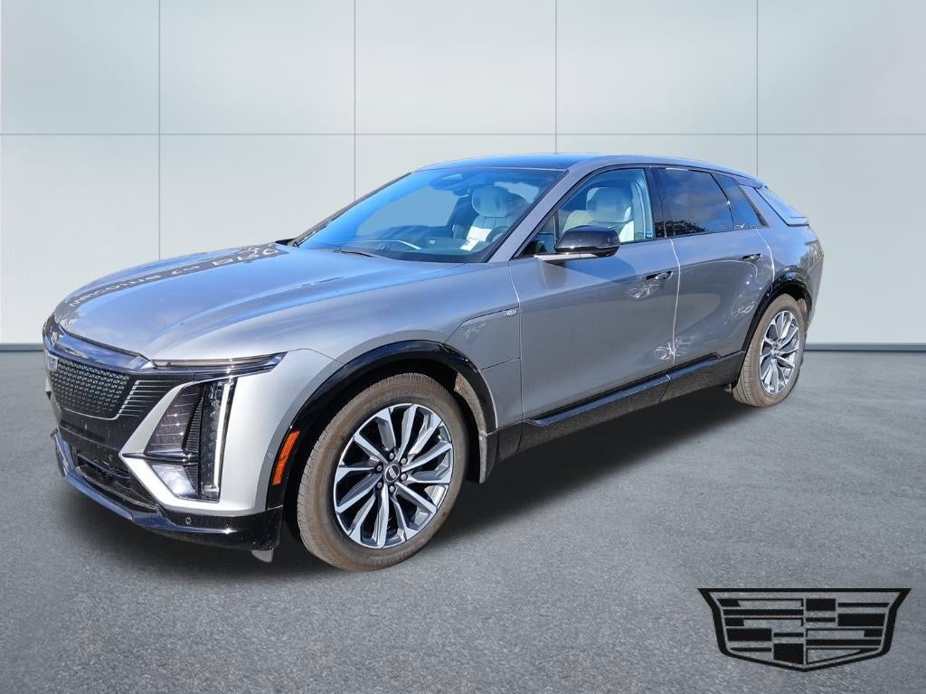 2024 Cadillac LYRIQ Sport 2