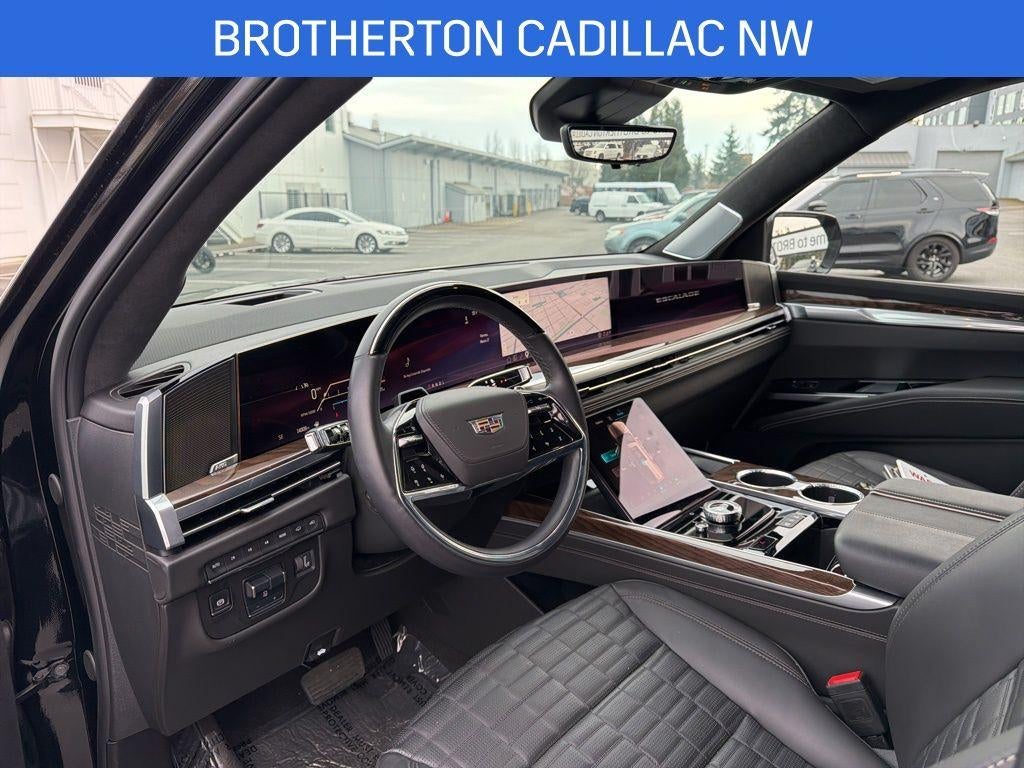 2025 Cadillac Escalade Sport Platinum