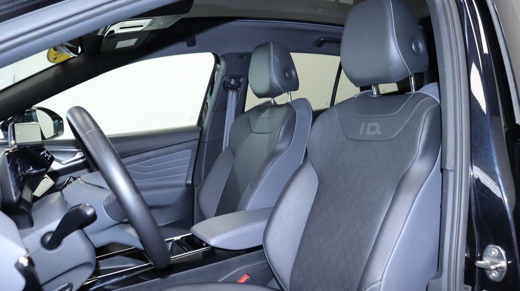 2023 Volkswagen ID.4 Pro S Plus