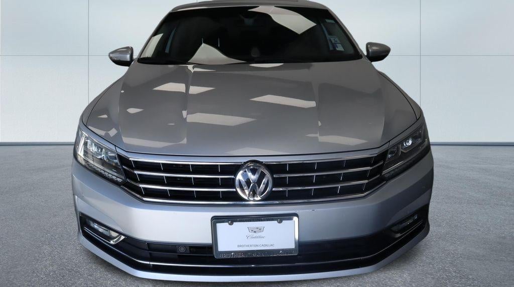 2018 Volkswagen Passat 2.0T SEL Premium