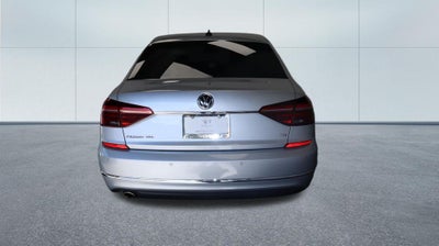 2018 Volkswagen Passat 2.0T SEL Premium