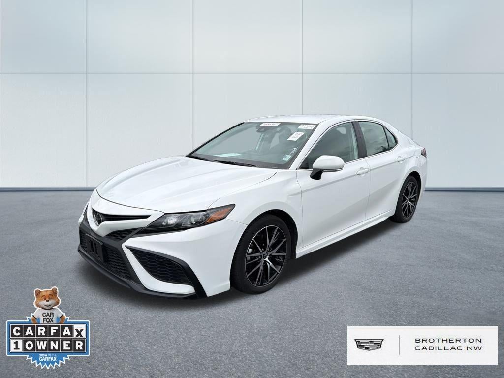 2024 Toyota Camry SE AWD
