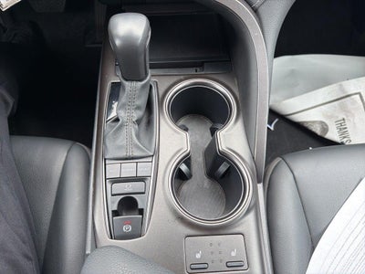 2024 Toyota Camry SE AWD