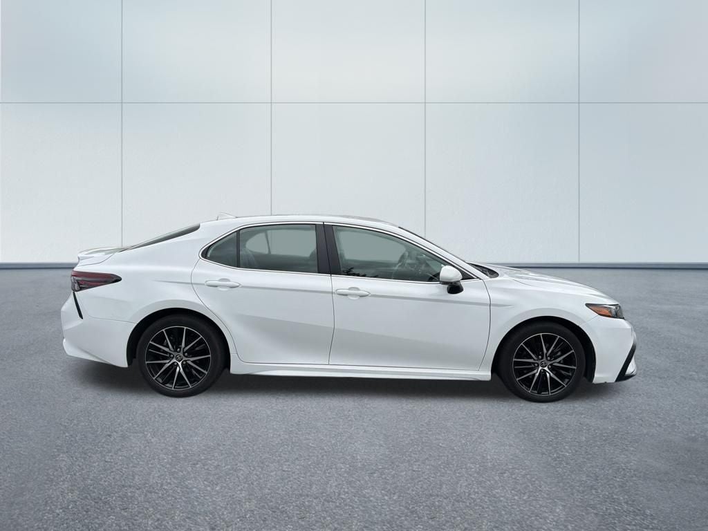 2024 Toyota Camry SE AWD