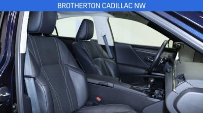 2020 Lexus ES 300h Luxury