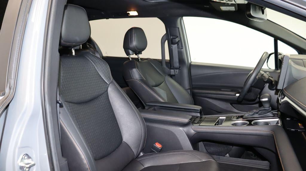 2025 Toyota Sienna Woodland Edition