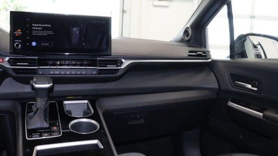 2025 Toyota Sienna Woodland Edition