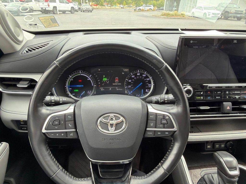 2021 Toyota Highlander Platinum