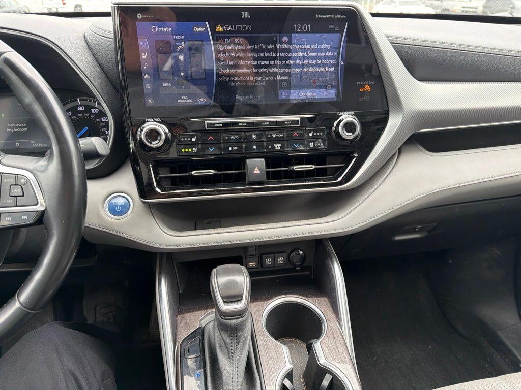 2021 Toyota Highlander Platinum