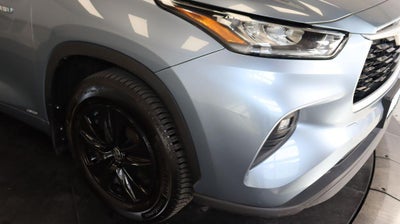 2020 Toyota Highlander Base