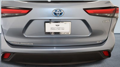 2020 Toyota Highlander Base