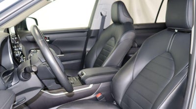 2020 Toyota Highlander Base