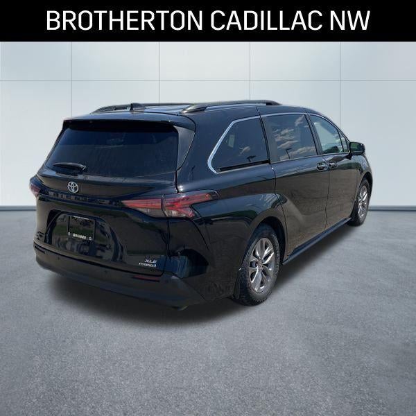 2022 Toyota Sienna XLE