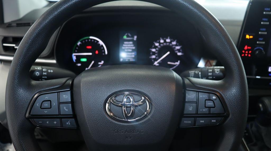 2024 Toyota Sienna LE AWD