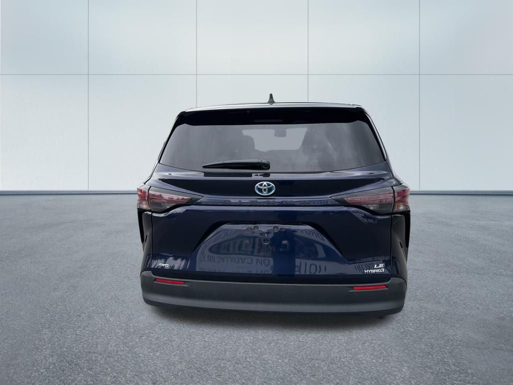 2024 Toyota Sienna LE AWD