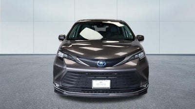 2022 Toyota Sienna XLE