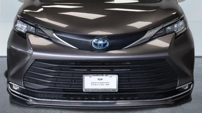 2022 Toyota Sienna XLE