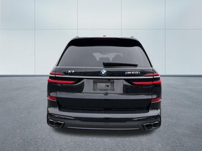 2026 BMW X7 M60i