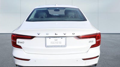 2024 Volvo S60 B5 Plus Dark Theme