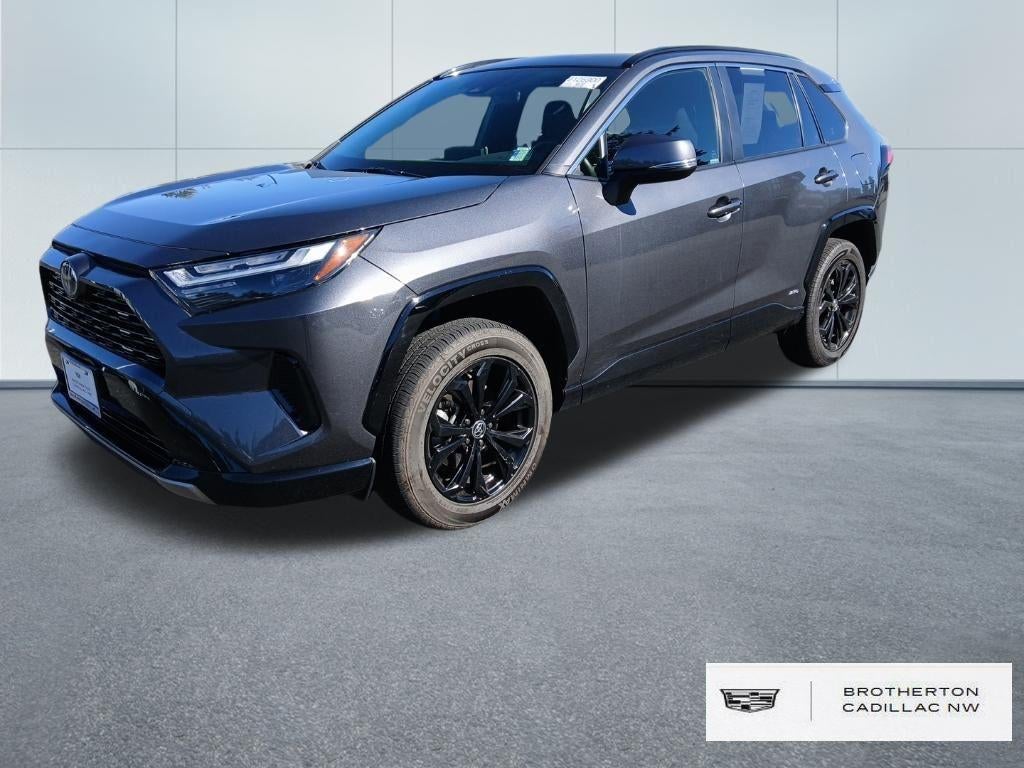 2023 Toyota RAV4 SE