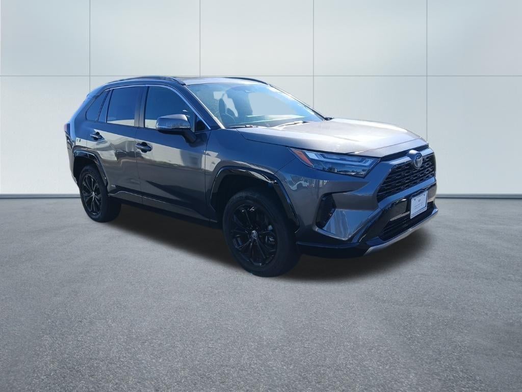 2023 Toyota RAV4 SE