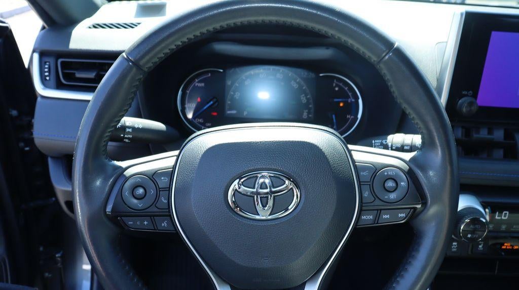 2023 Toyota RAV4 SE