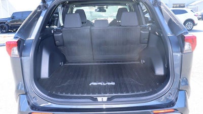 2023 Toyota RAV4 SE