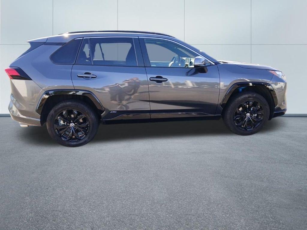2023 Toyota RAV4 SE