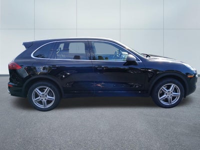 2017 Porsche Cayenne Base