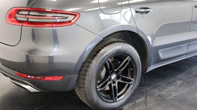 2017 Porsche Macan Base