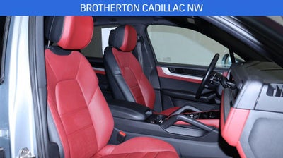 2024 Porsche Cayenne Base