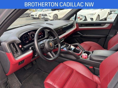 2024 Porsche Cayenne Base