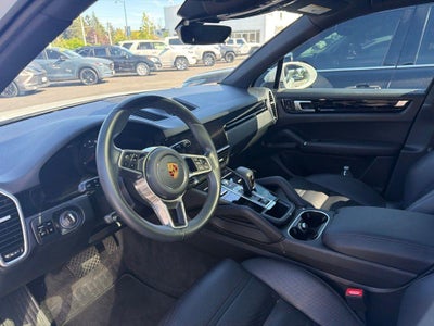 2021 Porsche Cayenne Base