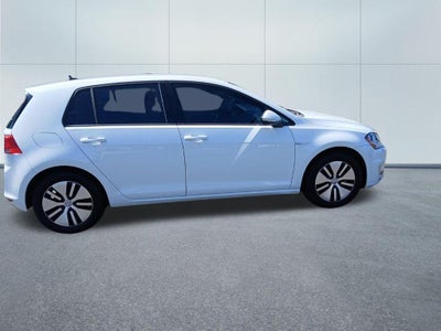 2016 Volkswagen e-Golf SE