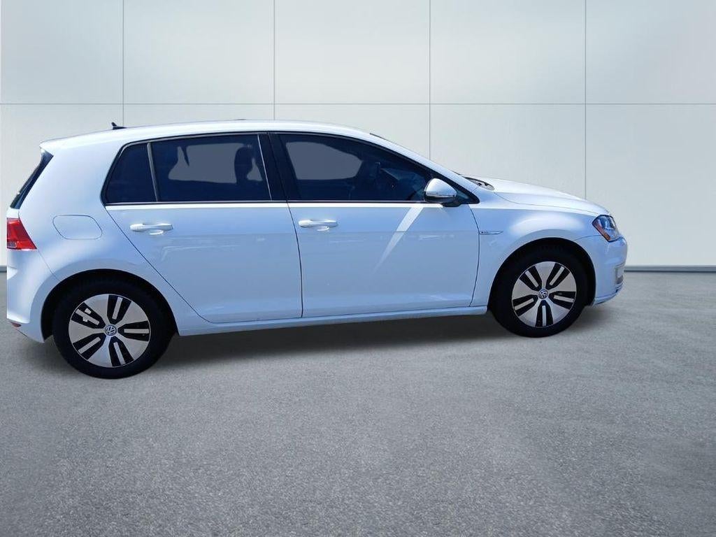 2016 Volkswagen e-Golf SE