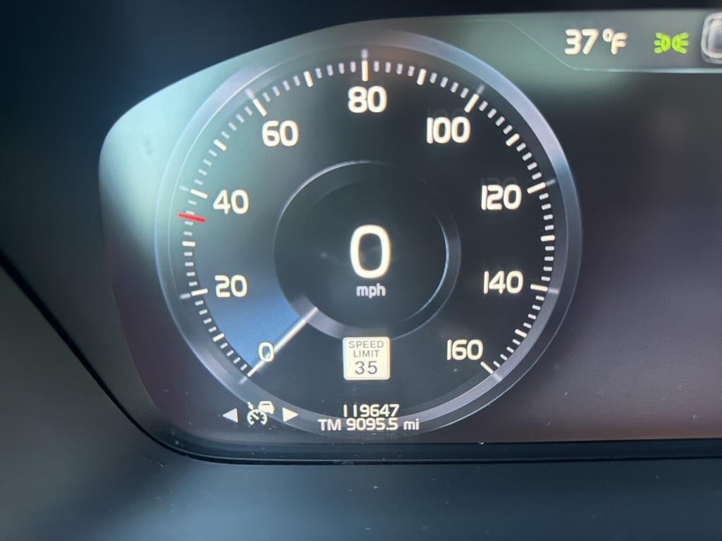 2018 Volvo XC90 T8 Inscription