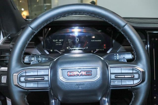 2025 GMC Acadia Base