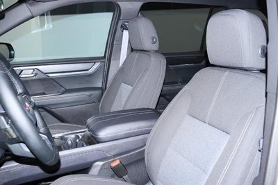 2025 GMC Acadia Base