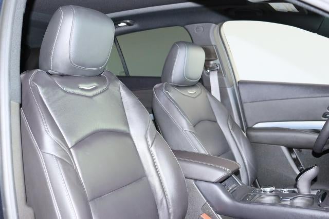 2023 Cadillac XT4 AWD Premium Luxury