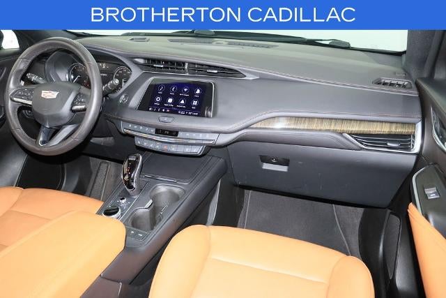 2022 Cadillac XT4 AWD Sport