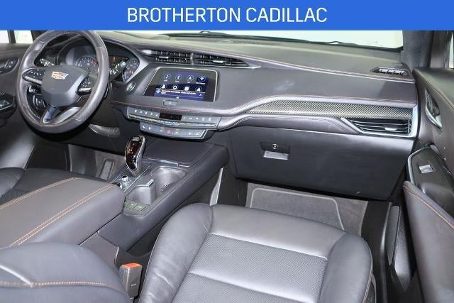 2023 Cadillac XT4 AWD Sport