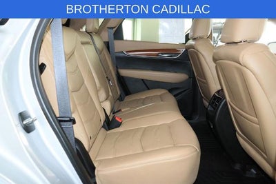 2017 Cadillac XT5 Platinum AWD