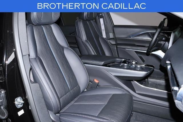2025 Cadillac LYRIQ Sport