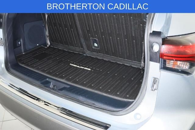 2021 Toyota Highlander Hybrid Platinum